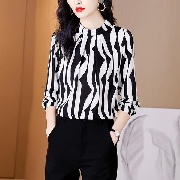 trendy woman blouses shirts striped women and bloues korean style camisas mujer 2021 chiffon blusas de moda women's &, White
trendy woman blouses shirts striped women and bloues korean style camisas mujer 2021 chiffon blusas de moda women's &, White