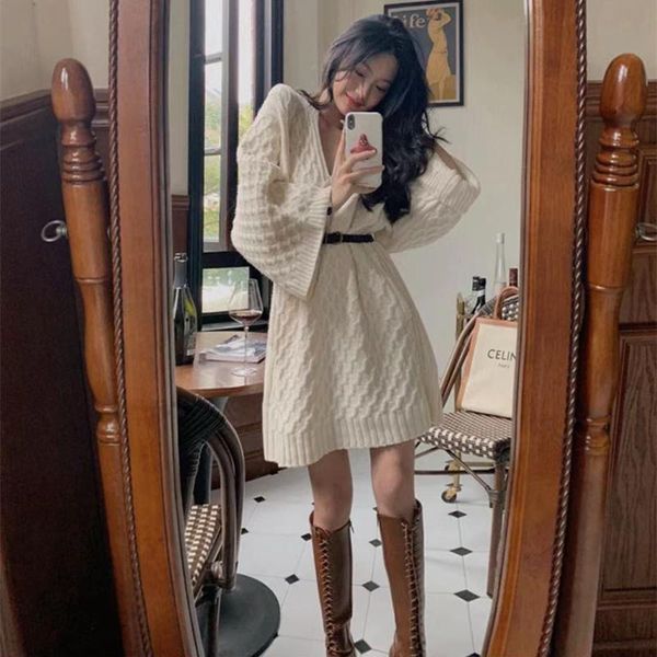 casual dresses autumn winter women long sleeve sweater dress v-neck pullovers loose korean thick warm vintage knitted oversize knitwear, Black;gray
casual dresses autumn winter women long sleeve sweater dress v-neck pullovers loose korean thick warm vintage knitted oversize knitwear, Black;gray