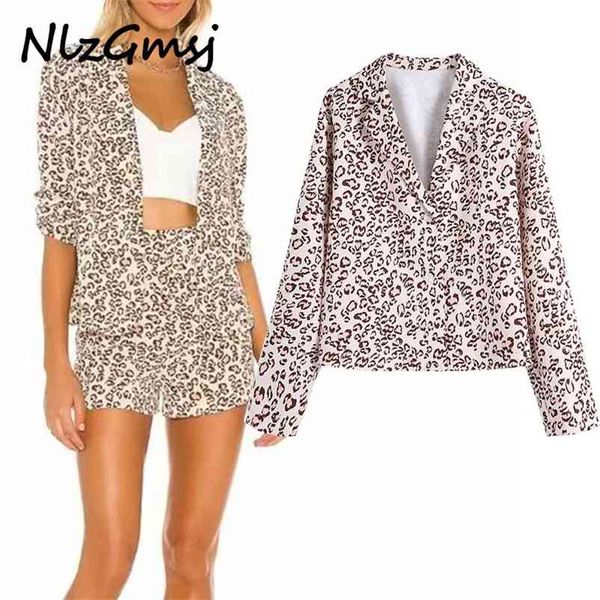 blouse women spring autumn fashion turn-down collar animal picture single-breasted long sleeve 210628, White
blouse women spring autumn fashion turn-down collar animal picture single-breasted long sleeve 210628, White