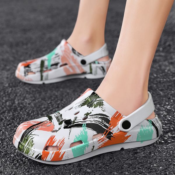 new camouflage summer sandals men shoes graffiti print slipper men clog fashion lightweight beach sandals men sandalias hombre, Black
new camouflage summer sandals men shoes graffiti print slipper men clog fashion lightweight beach sandals men sandalias hombre, Black