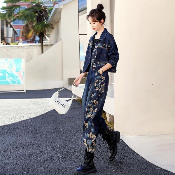 women's two piece pants retro hong kong style denim jacket overalls two-piece female autumn 2021 wide-leg suit, White
women's two piece pants retro hong kong style denim jacket overalls two-piece female autumn 2021 wide-leg suit, White
