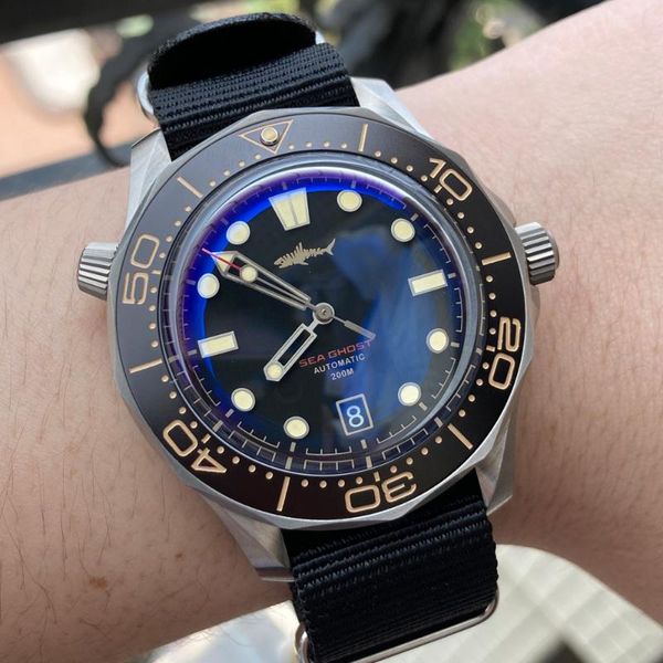 wristwatches heimdallr sea ghost 42mm black dial sapphire titanium case 200m water resistance japan nh35 automatic movement men's dive, Slivery;brown
wristwatches heimdallr sea ghost 42mm black dial sapphire titanium case 200m water resistance japan nh35 automatic movement men's dive, Slivery;brown