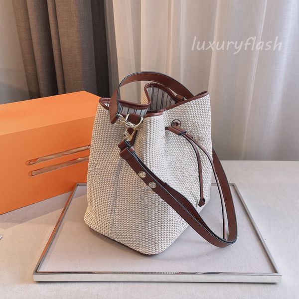 25cm summer 2021 latest straw woven bucket bag simple purses tote handbag designers fashion luxurys women shoulder bags
25cm summer 2021 latest straw woven bucket bag simple purses tote handbag designers fashion luxurys women shoulder bags
