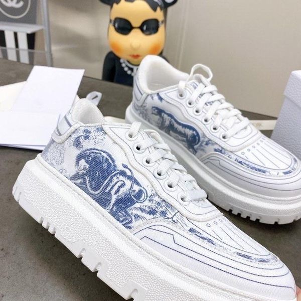stylish classic women sneakers blue toile embroidery thick rubber sole ladies sports shoes luxurys design summer casual indoor shoes, Black
stylish classic women sneakers blue toile embroidery thick rubber sole ladies sports shoes luxurys design summer casual indoor shoes, Black