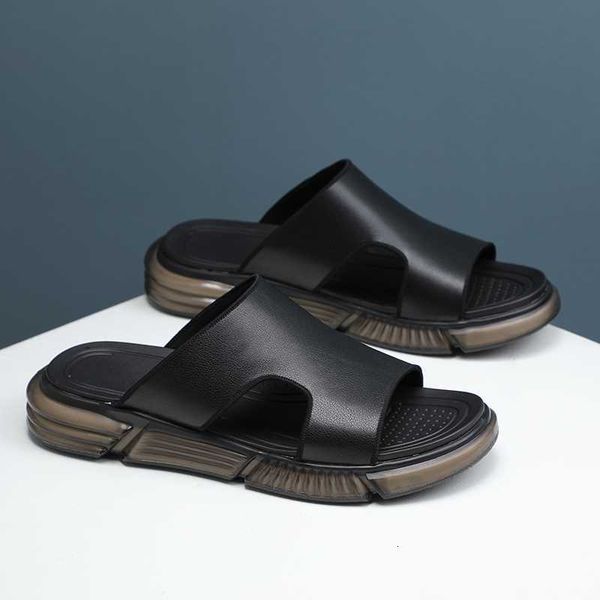 slippers 2021 genuine leather slipper men luxury cow outdoor travel slides leisure man moccasins for summer, Black 
slippers 2021 genuine leather slipper men luxury cow outdoor travel slides leisure man moccasins for summer, Black