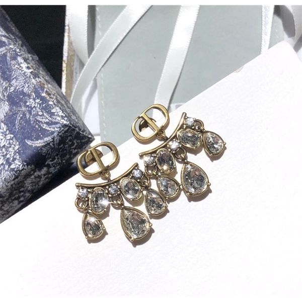 75% off outlet online new 925 silver needle water drop crystal letter earrings
75% off outlet online new 925 silver needle water drop crystal letter earrings