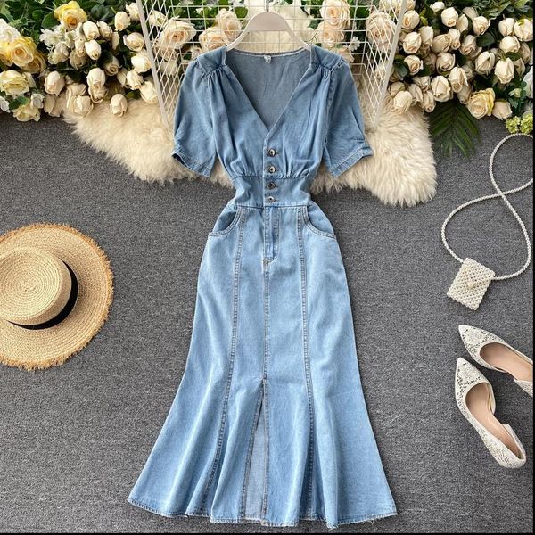 summer vintage denim women dresses short sleeve v neck single breasted zipper pocket midi jean female split mermaid, Black;gray
summer vintage denim women dresses short sleeve v neck single breasted zipper pocket midi jean female split mermaid, Black;gray