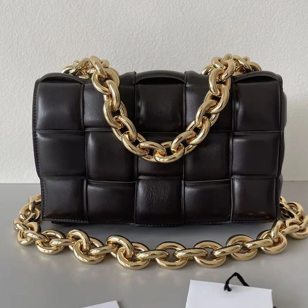 elling shoulder bags fashion woven bag genuine leather cross body handbags plain knitting chains button sequined soft quilted single satchel
elling shoulder bags fashion woven bag genuine leather cross body handbags plain knitting chains button sequined soft quilted single satchel