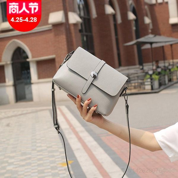 trend versatile small square bag 2021 women's messenger fashion leather shoulder 2106 evening bags
trend versatile small square bag 2021 women's messenger fashion leather shoulder 2106 evening bags