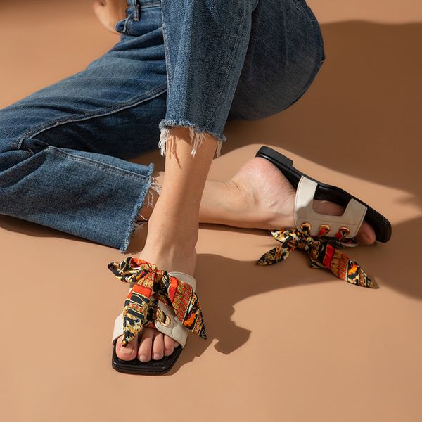 flip flop slippers women calf leather silk lace up square toe bohemian style ladies summer outdoor flats handmade 36155, Black
flip flop slippers women calf leather silk lace up square toe bohemian style ladies summer outdoor flats handmade 36155, Black