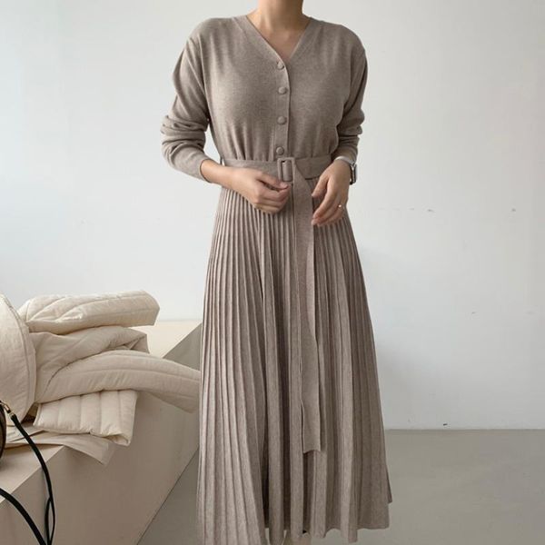 casual dresses wtianyuw 2021 spring autumn women dress long korean style single breasted pleated v neck lace up knitted, Black;gray
casual dresses wtianyuw 2021 spring autumn women dress long korean style single breasted pleated v neck lace up knitted, Black;gray