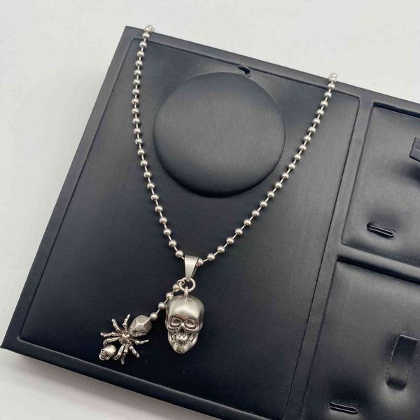 the style of tiktok is exaggerated skull pendant necklace, female mq, old shake voice net, red collar and chain chain., Black
the style of tiktok is exaggerated skull pendant necklace, female mq, old shake voice net, red collar and chain chain., Black