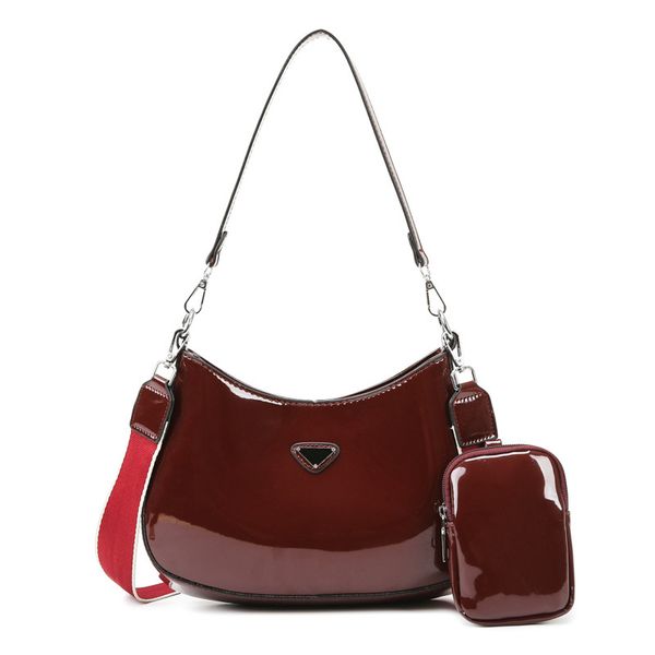 new moon 2021 new fashion underarm bag fashion bright face portable stick single shoulder oblique cross women's bag
new moon 2021 new fashion underarm bag fashion bright face portable stick single shoulder oblique cross women's bag