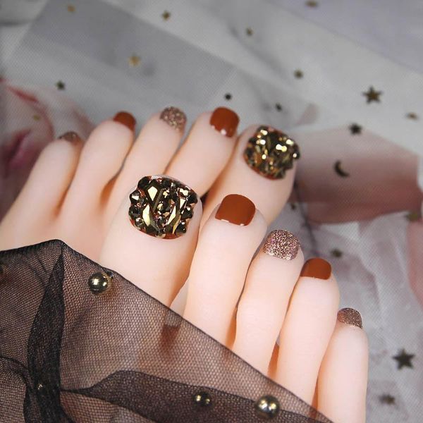 false nails shining gold diamante fake footnails summer charming paillette decoration full cover wearable 24pcs toe nail tips ti, Red;gold
false nails shining gold diamante fake footnails summer charming paillette decoration full cover wearable 24pcs toe nail tips ti, Red;gold