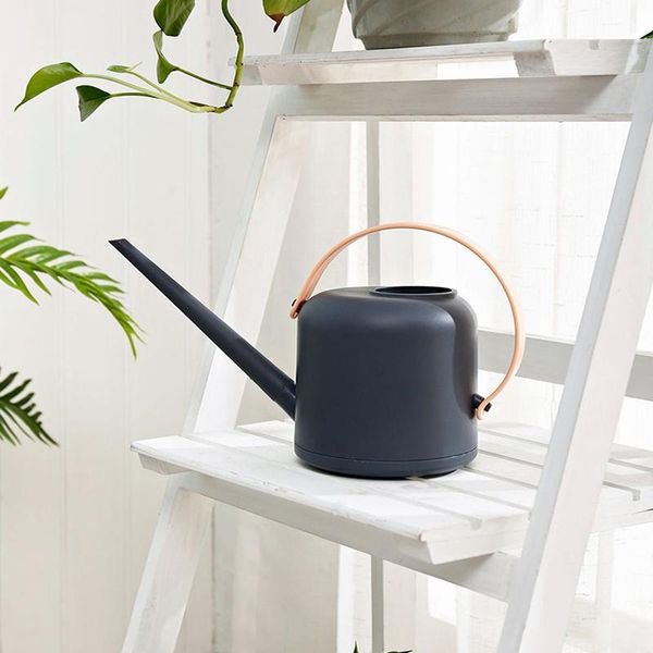 watering equipments 1800ml long mouth can flower pot irrigation plant potted sprinkling kettle for home garden drop
watering equipments 1800ml long mouth can flower pot irrigation plant potted sprinkling kettle for home garden drop