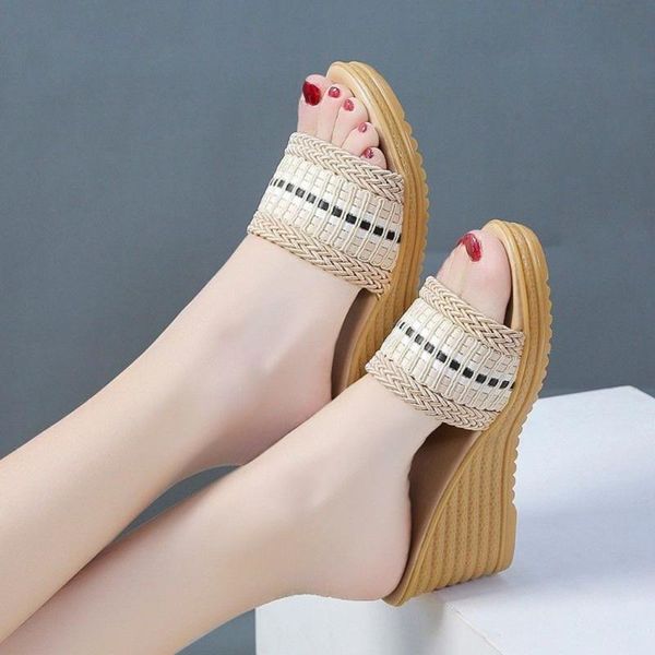 slippers thick bottomed women's 2021 summer style flip flop fashion elevated platform versatile slope heel net red beach, Black
slippers thick bottomed women's 2021 summer style flip flop fashion elevated platform versatile slope heel net red beach, Black