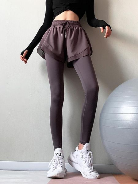 fake two piece fitness pants since waist stretch tight running divided skirts quick-drying sweatpants yoga render outfit
fake two piece fitness pants since waist stretch tight running divided skirts quick-drying sweatpants yoga render outfit