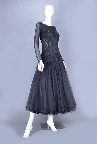 customize modern dance costumes female international standard ballroom costume dress flamenco skirts for performance stage wear, Black;red
customize modern dance costumes female international standard ballroom costume dress flamenco skirts for performance stage wear, Black;red
