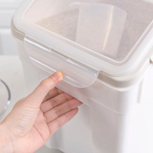 dog bowls & feeders 1 pc pet large capacity moistureproof bucket container food storage containers he
dog bowls & feeders 1 pc pet large capacity moistureproof bucket container food storage containers he