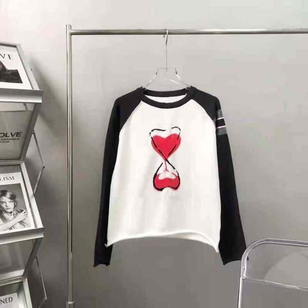early autumn women's cashmere knitted long love hourglass hanging wool sleeve color matching round neck knitting, White
early autumn women's cashmere knitted long love hourglass hanging wool sleeve color matching round neck knitting, White
