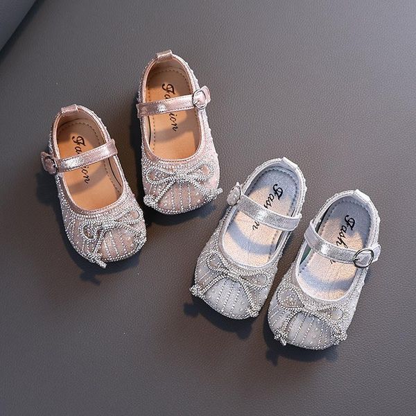 flat shoes autumn rhinestone girls princess soft sole bow baby toddler solid color girl leather, Black;grey
flat shoes autumn rhinestone girls princess soft sole bow baby toddler solid color girl leather, Black;grey