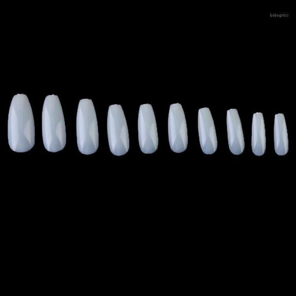 fake nails 600pcs professional wearable nail art tip false patch diy manicure tool with glue1, Red;gold 
fake nails 600pcs professional wearable nail art tip false patch diy manicure tool with glue1, Red;gold