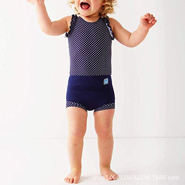 children' split swimsuit girl cute baby student sports diving quick drying children' boxer suit, Red;black
children' split swimsuit girl cute baby student sports diving quick drying children' boxer suit, Red;black