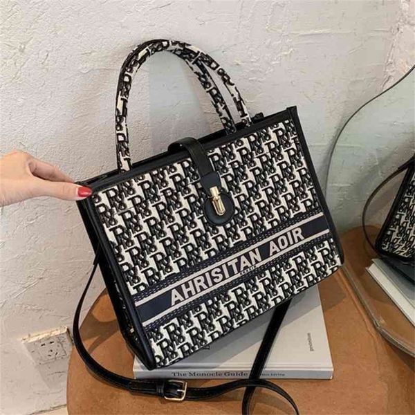 designer sale ins super fire bag women's new korean fashion embroidery letter bag net red large capacity women's tote bag
designer sale ins super fire bag women's new korean fashion embroidery letter bag net red large capacity women's tote bag