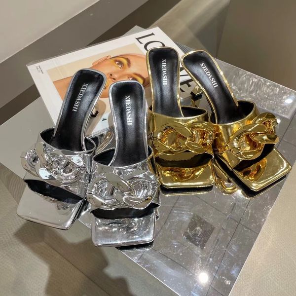 sandals fashion women slippers metal chain casual shallow slip on mules shoes thin high heels gold silver black summer slides g0b1
sandals fashion women slippers metal chain casual shallow slip on mules shoes thin high heels gold silver black summer slides g0b1