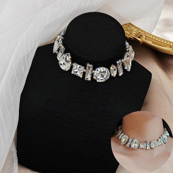 chokers european and american fashion ladies party alloy inlaid crystal clavicle necklace design trend retro style, Golden;silver
chokers european and american fashion ladies party alloy inlaid crystal clavicle necklace design trend retro style, Golden;silver