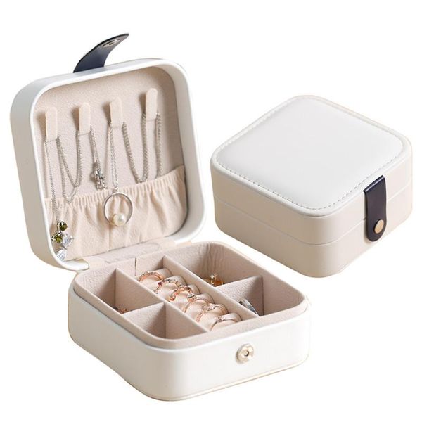 storage bags 2021 jewelry organizer display travel case boxes portable box leather earring holder
storage bags 2021 jewelry organizer display travel case boxes portable box leather earring holder