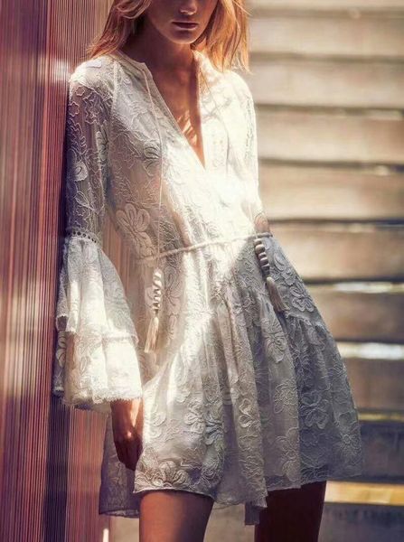 casual dresses spring and summer ladies white dress embroidered flared sleeves drawstring fringed cutout sweetheart, Black;gray
casual dresses spring and summer ladies white dress embroidered flared sleeves drawstring fringed cutout sweetheart, Black;gray