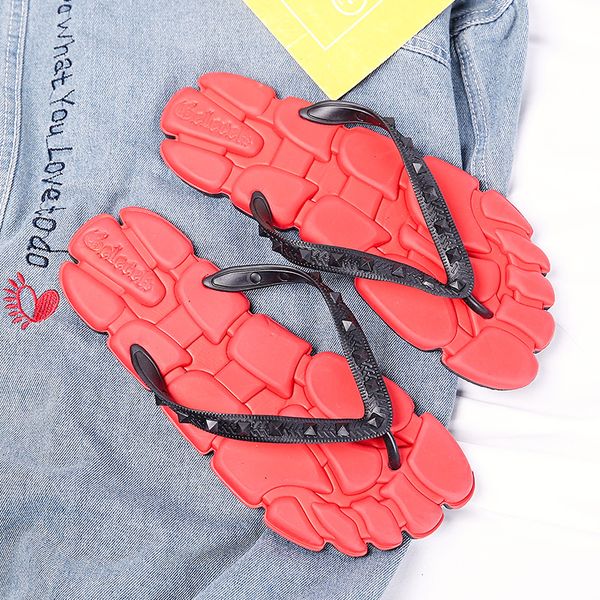 new couple fashion massage flip flops men beach slippers rivet design non slip comfort casual flip flop for men chanclas hombre, Black
new couple fashion massage flip flops men beach slippers rivet design non slip comfort casual flip flop for men chanclas hombre, Black