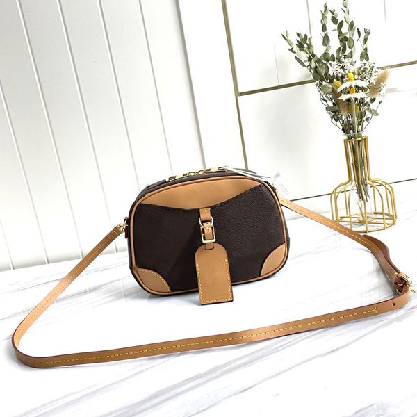 women crossbody camera bag classic brown flower flap messenger handbag adjustable shoulder strap monogram canvas natural leather trim
women crossbody camera bag classic brown flower flap messenger handbag adjustable shoulder strap monogram canvas natural leather trim