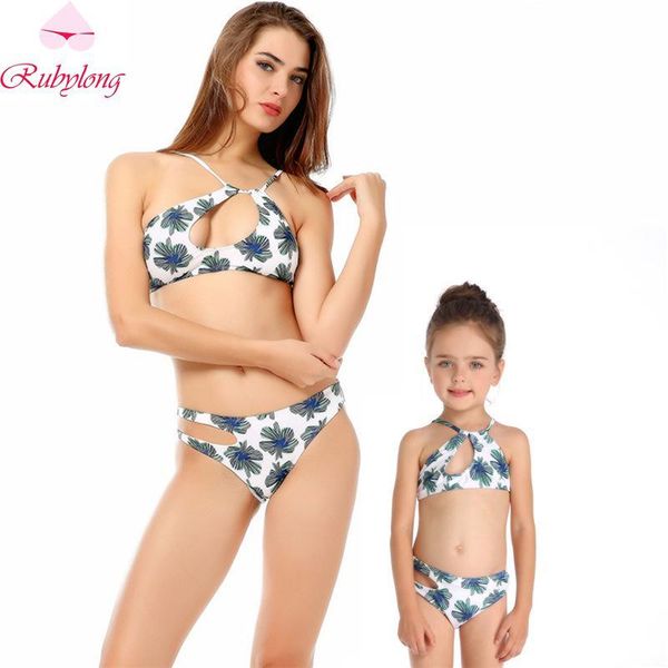 one-piece suits rubylong 2021 child bikini family swimsuit women printed swimwear children set vintage bathing suit beach wear
one-piece suits rubylong 2021 child bikini family swimsuit women printed swimwear children set vintage bathing suit beach wear