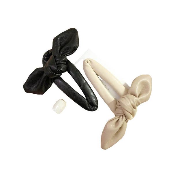 girls hair accessories hairclips bb clip barrettes clips pu paint leather three-dimensional bow edge d3341, Slivery;white
girls hair accessories hairclips bb clip barrettes clips pu paint leather three-dimensional bow edge d3341, Slivery;white