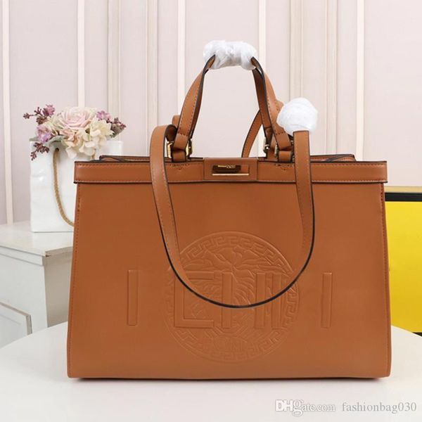 vintage totes designer women luxury classic shopping genuine leather material ladies one-shoulder messenger handbags large-capacity brand tr
vintage totes designer women luxury classic shopping genuine leather material ladies one-shoulder messenger handbags large-capacity brand tr