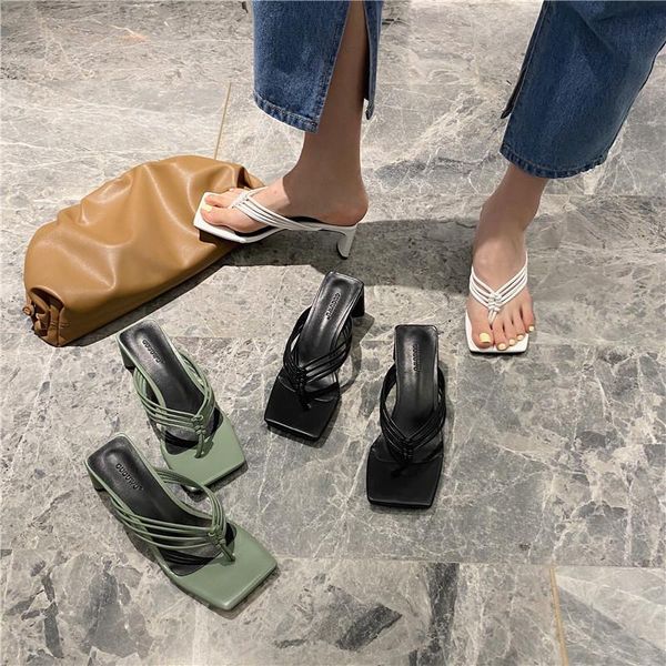 low shoes woman 2021 square heel slippers heels pantofle med shallow rubber flip flops block high summer hawaiian pu fabric, Black
low shoes woman 2021 square heel slippers heels pantofle med shallow rubber flip flops block high summer hawaiian pu fabric, Black