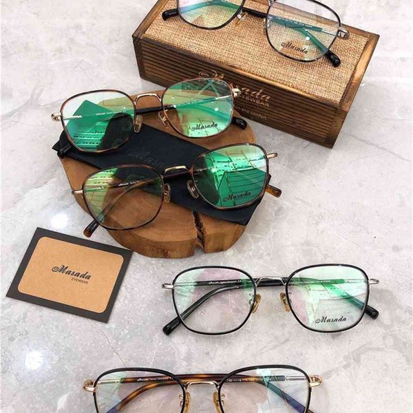 80% off store online in the new small frame flat lens for myopia can be equipped with anti blue light glasses, White;black
80% off store online in the new small frame flat lens for myopia can be equipped with anti blue light glasses, White;black