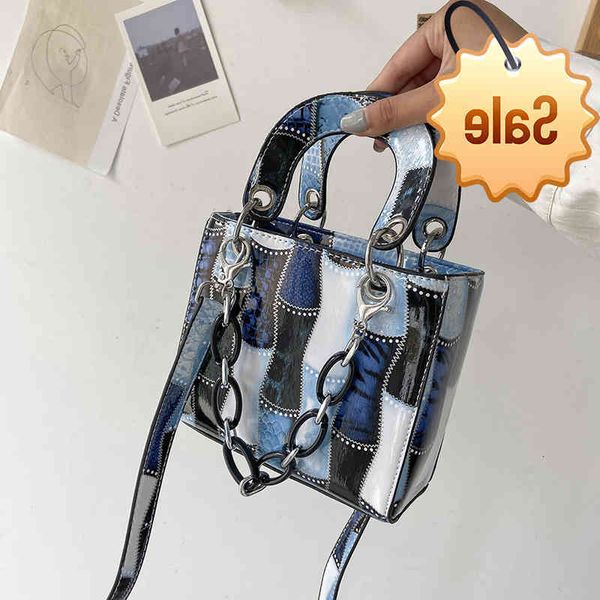 new handbag women's hand-held pop personality trend ins princess of diana fashion square bag
new handbag women's hand-held pop personality trend ins princess of diana fashion square bag