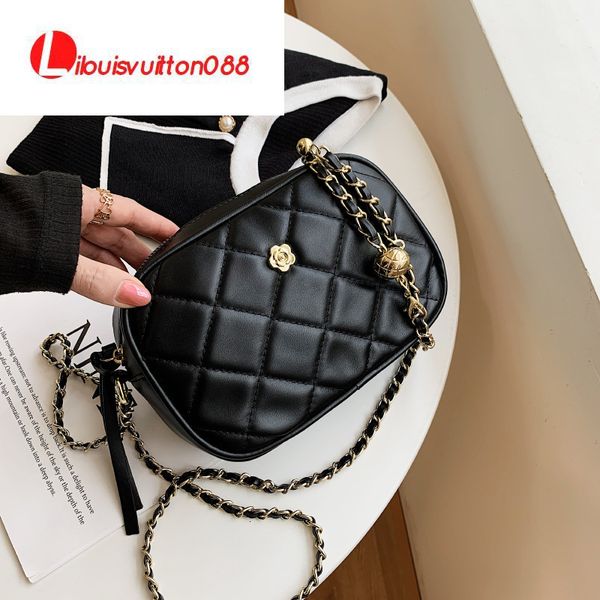 designer handbags ladies bag female 2021 korean version fashion single shoulder small golden ball lingge chain messenger pearl
designer handbags ladies bag female 2021 korean version fashion single shoulder small golden ball lingge chain messenger pearl