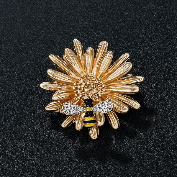 pins, brooches fashion enamel gold bee pins and for women statement jewelry cute insect lapel flower trendy ladies brooch pin 2021, Gray
pins, brooches fashion enamel gold bee pins and for women statement jewelry cute insect lapel flower trendy ladies brooch pin 2021, Gray