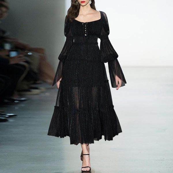 casual dresses runway fashion square collar women summer autumn dress 2021 lantern sleeve black bling elastic ruffles long party holiday, Black;gray
casual dresses runway fashion square collar women summer autumn dress 2021 lantern sleeve black bling elastic ruffles long party holiday, Black;gray