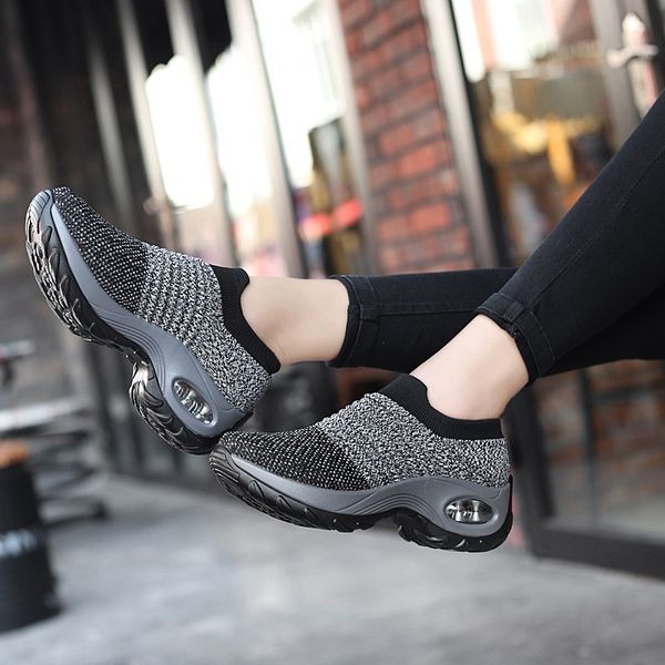 tennis shoes sneakers casual light weight women trainers soft bodem sports height increasing platform feminino 35-43 2735, Black
tennis shoes sneakers casual light weight women trainers soft bodem sports height increasing platform feminino 35-43 2735, Black