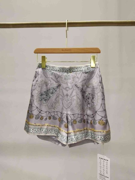 real 100% women's silk shorts print summer women runway vintage trendy ins custom european style designer female v129, White;black
real 100% women's silk shorts print summer women runway vintage trendy ins custom european style designer female v129, White;black