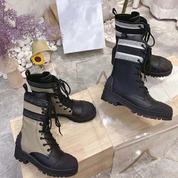 the latest female designer boots ankle boots martin fashion black and white rubber outsole heel height 4.5 wedding dating workplace formal w
the latest female designer boots ankle boots martin fashion black and white rubber outsole heel height 4.5 wedding dating workplace formal w