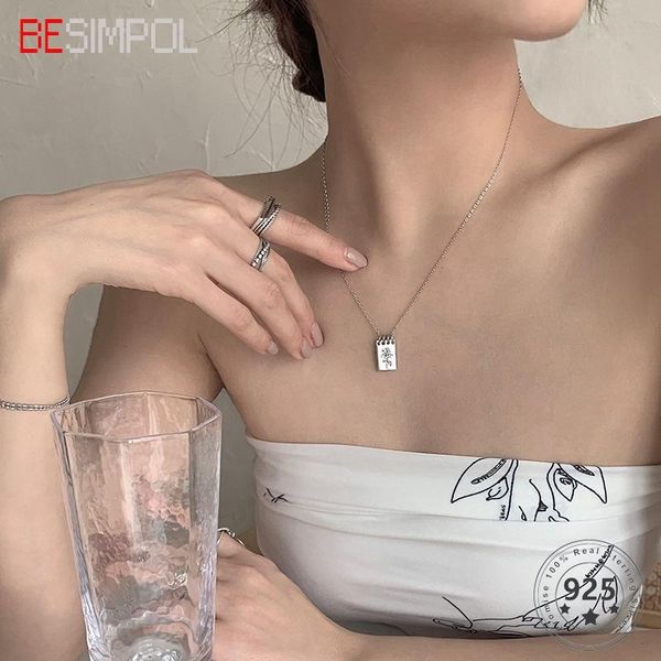 chains besimpol flower square pendant silver necklace simple elegant vintage jewelry for women party 925 fine
chains besimpol flower square pendant silver necklace simple elegant vintage jewelry for women party 925 fine
