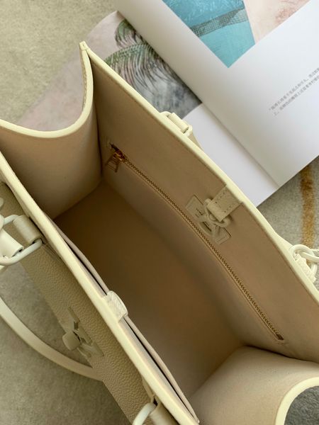 m55845 classic lady's hand bag french designer 7a high-end customized quality leisure fashion style shoulder straps removable and adjus
m55845 classic lady's hand bag french designer 7a high-end customized quality leisure fashion style shoulder straps removable and adjus