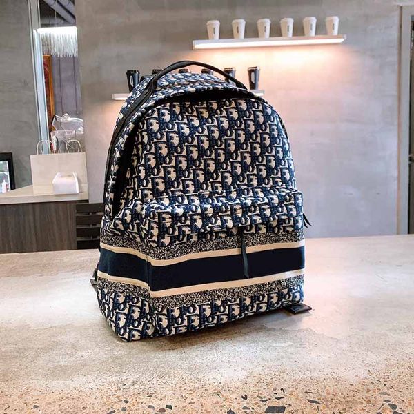 men and women fashion backpacks 5a+ high-quality luxury designer handbags 2021 letter decoration large-capacity 
men and women fashion backpacks 5a+ high-quality luxury designer handbags 2021 letter decoration large-capacity