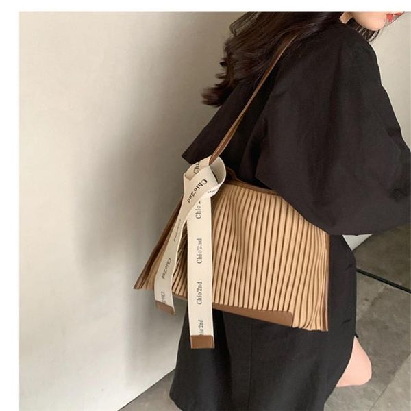 evening bags women's bag 2022 shoulder ladies messenger luxury designer female purse mobile phone
evening bags women's bag 2022 shoulder ladies messenger luxury designer female purse mobile phone